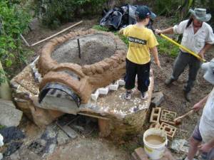 cob oven Making the cob oven